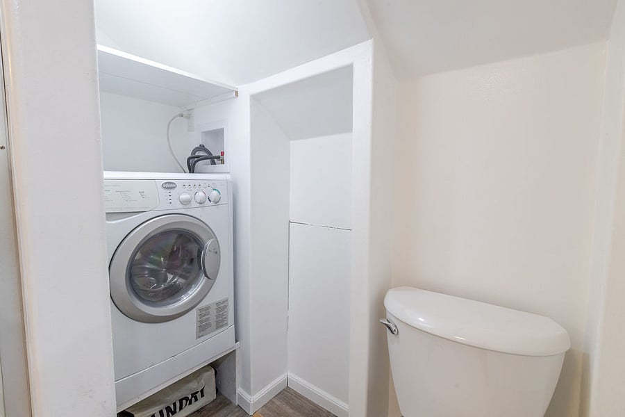 Furnished Finder property 870696_1 photo 12