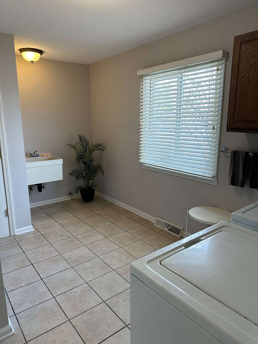 Furnished Finder property 870734_1 photo 16