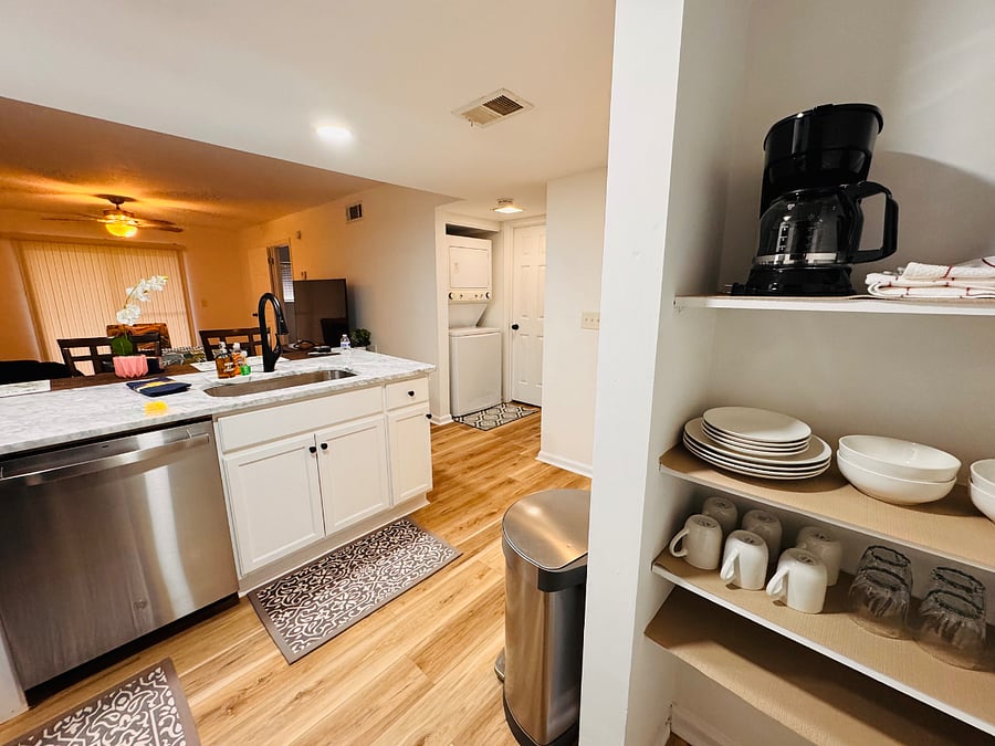 Furnished Finder property 870768_1 photo 6
