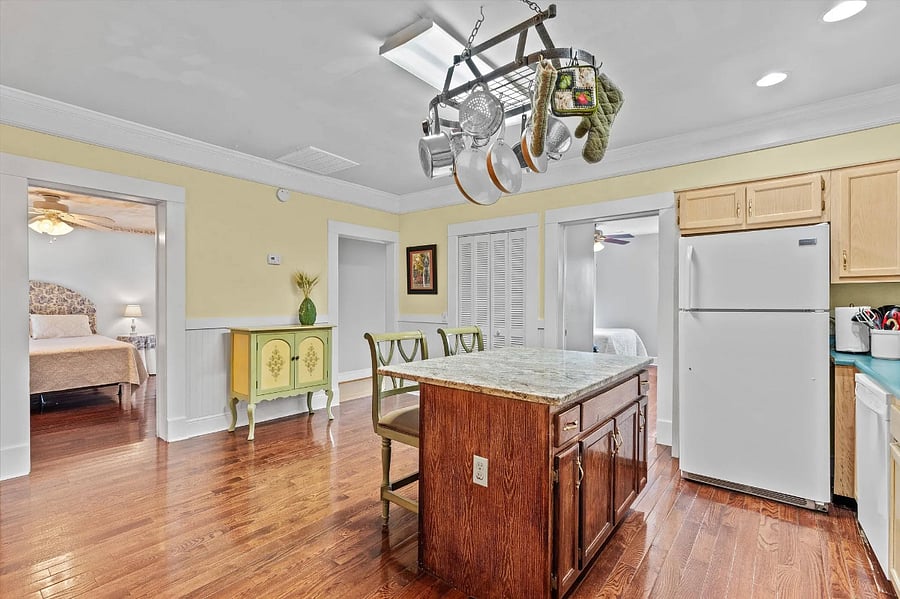 Furnished Finder property 870803_1 photo 17