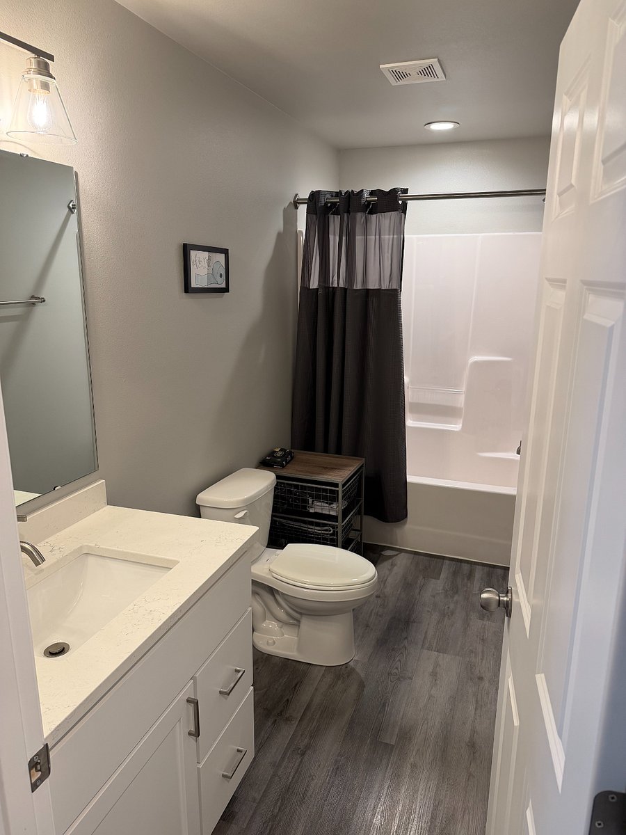 Downstairs Bathroom