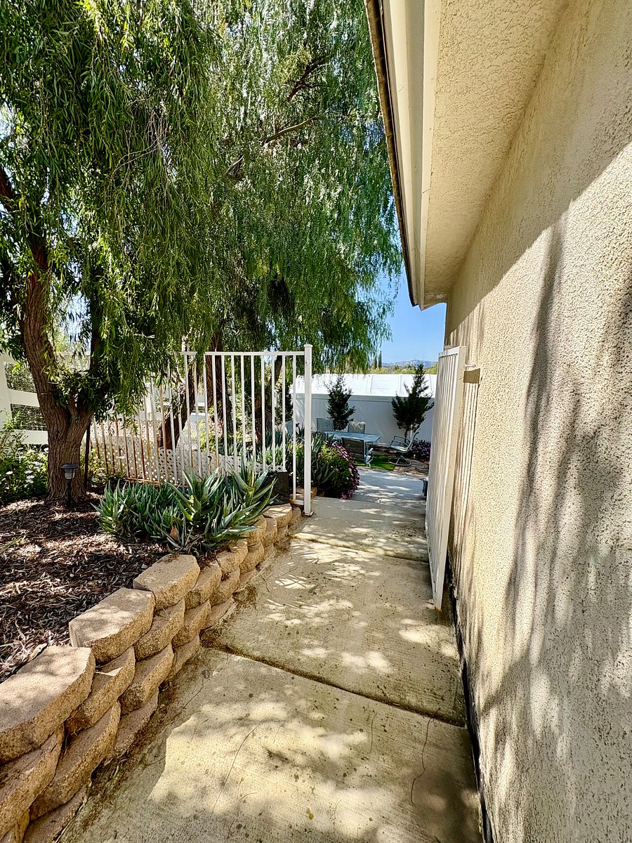 Furnished Finder property 870839_2 photo 36