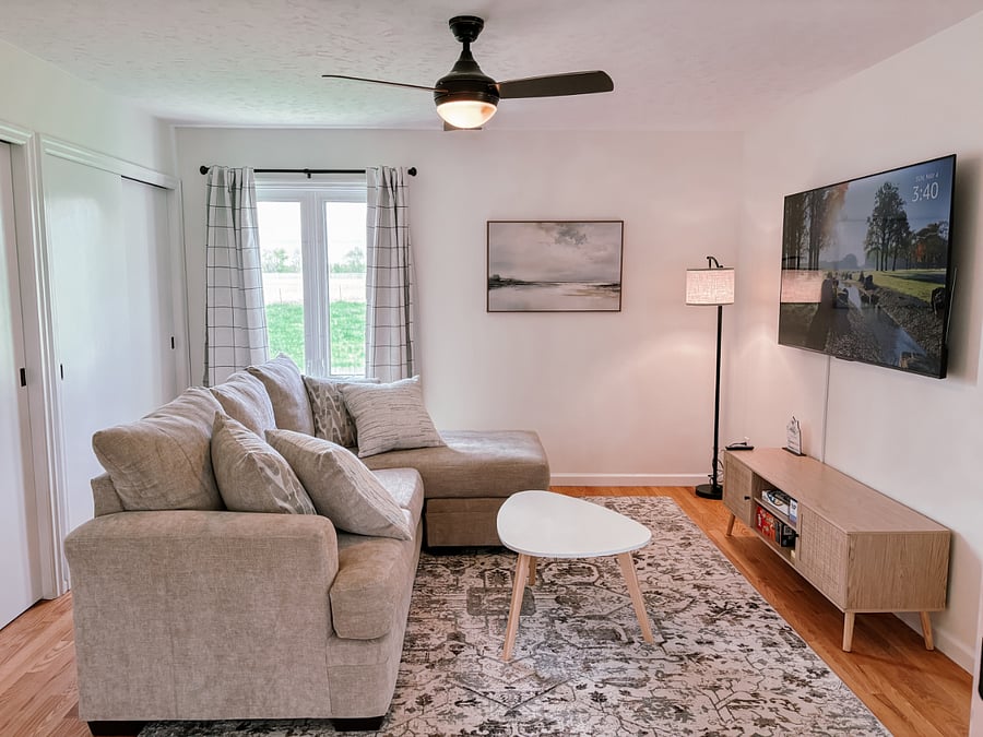 Media Room - with Smart TV + Games