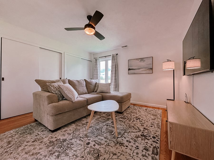 Media Room - with Smart TV + Games