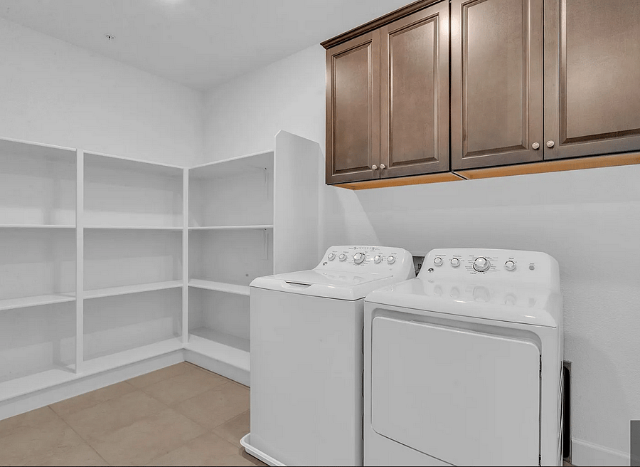 Furnished Finder property 870868_1 photo 4