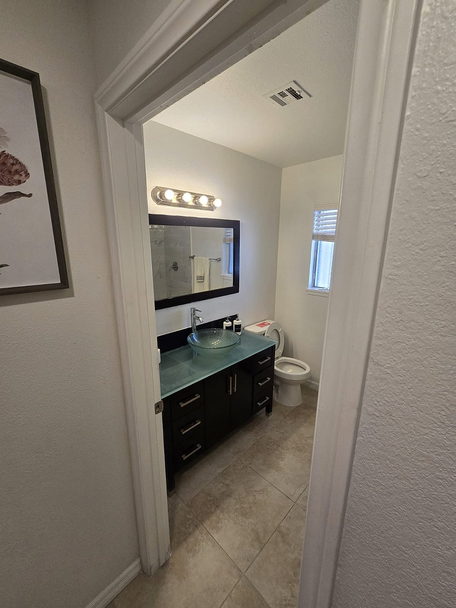 Furnished Finder property 870934_1 photo 11