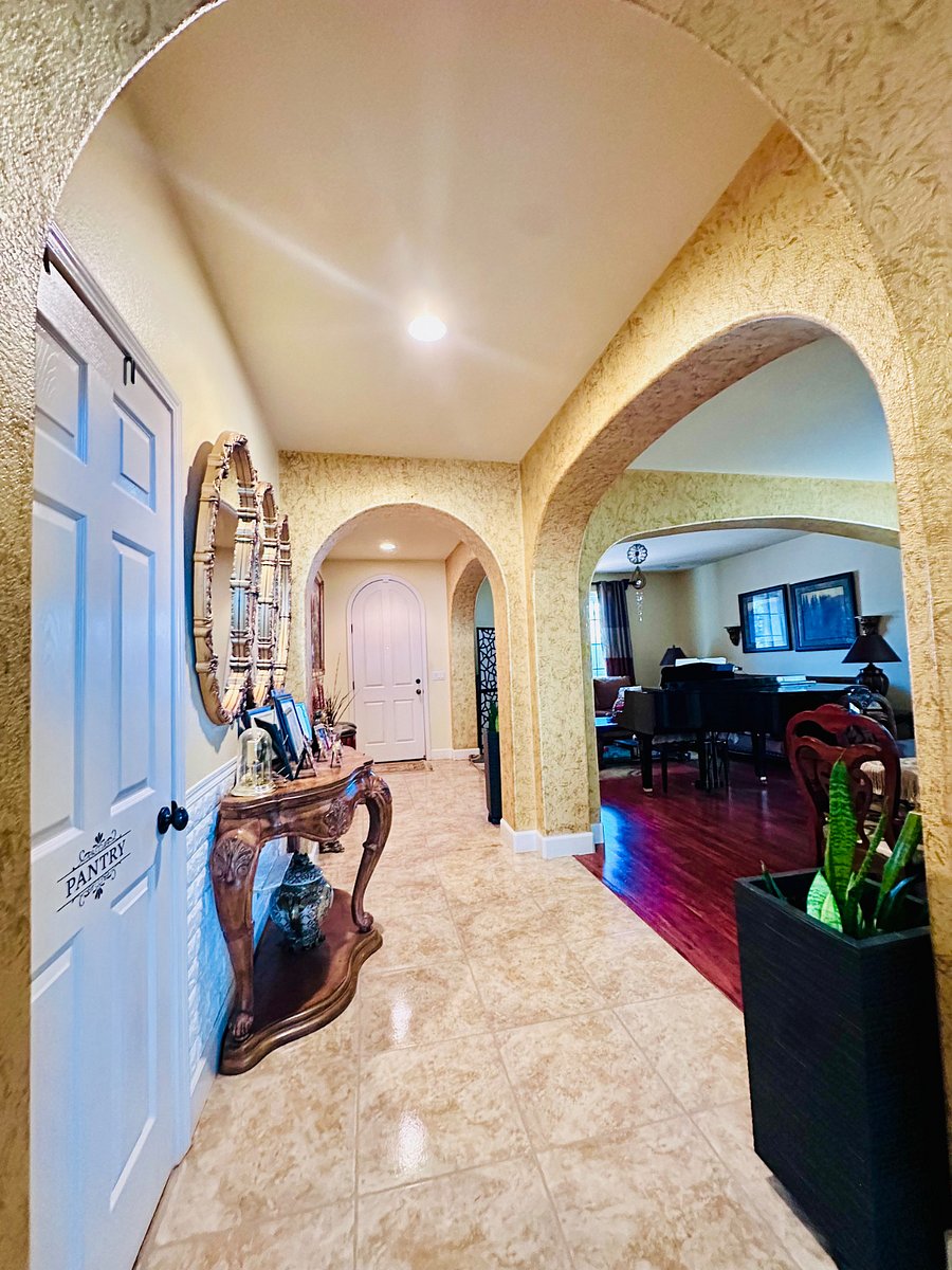 Furnished Finder property 870945_1 photo 4