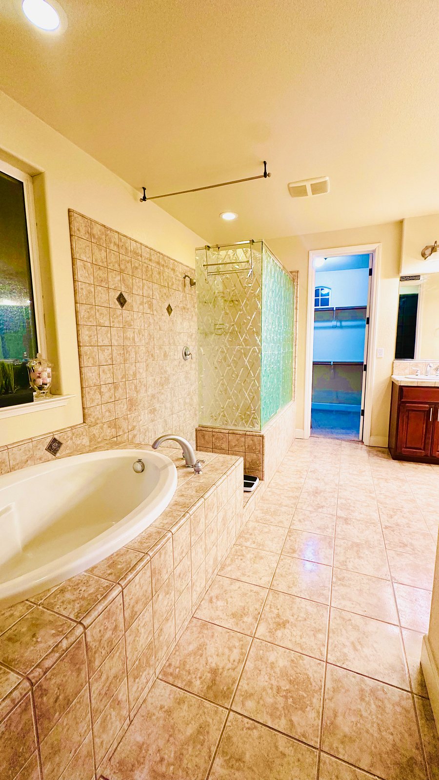 Furnished Finder property 870945_1 photo 35