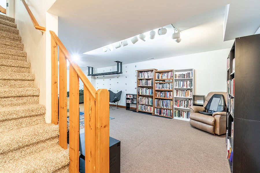 Basement - library with La-Z-Boy