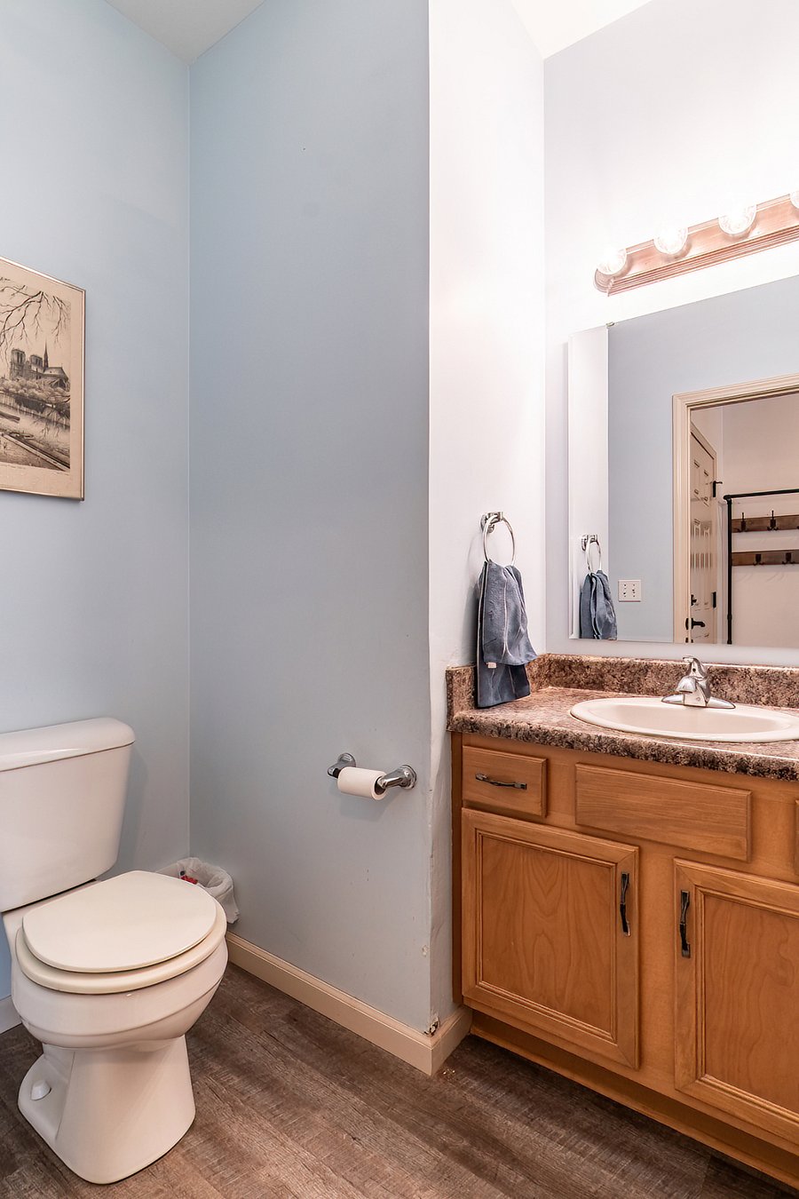 1/2 bath at entry