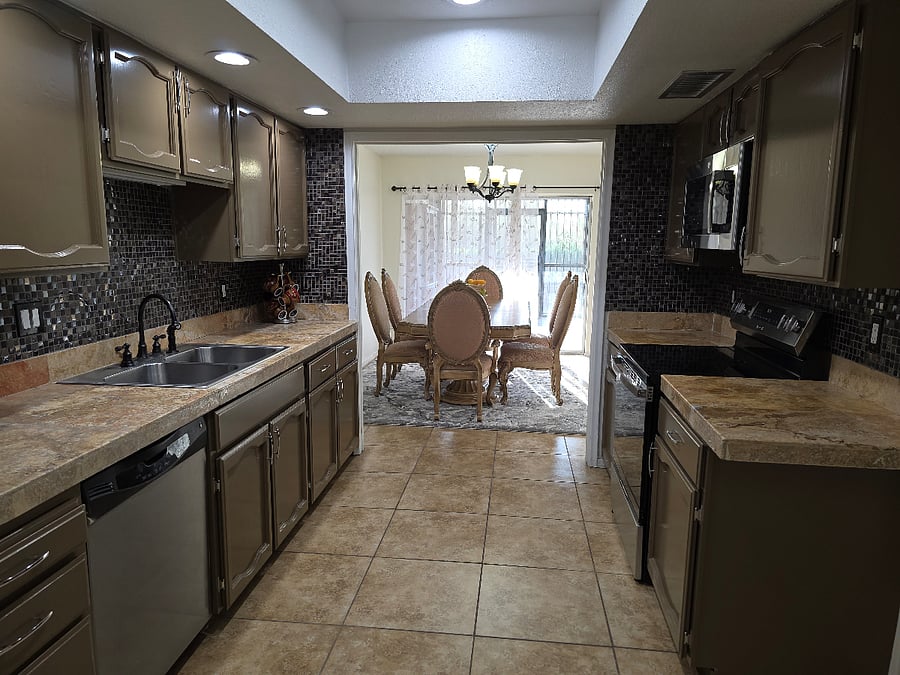 Furnished Finder property 870971_1 photo 21