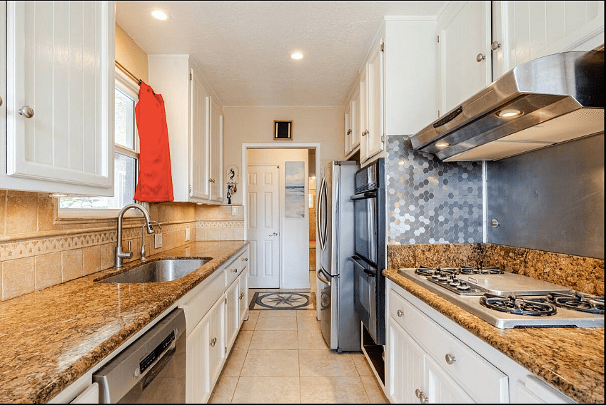 Furnished Finder property 870986_1 photo 15