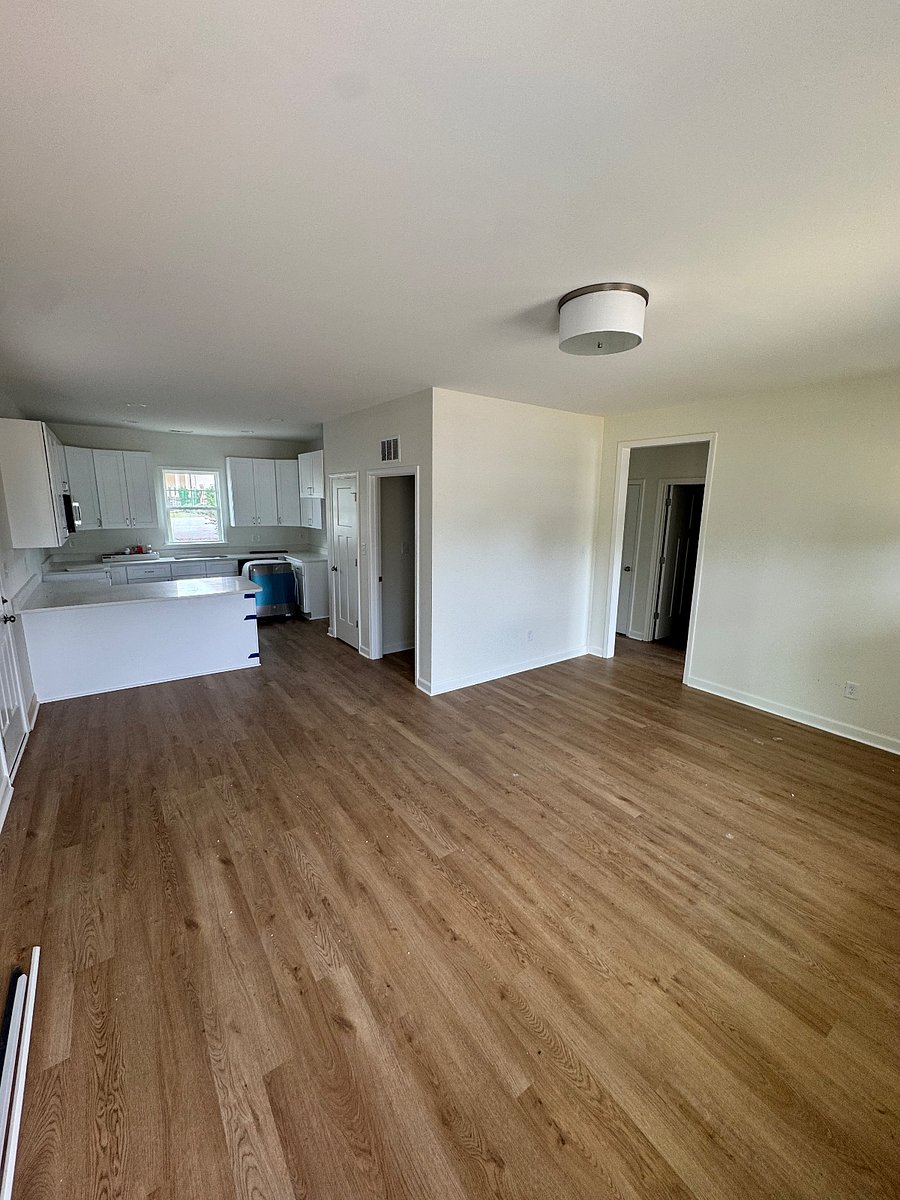 Furnished Finder property 870991_1 photo 2