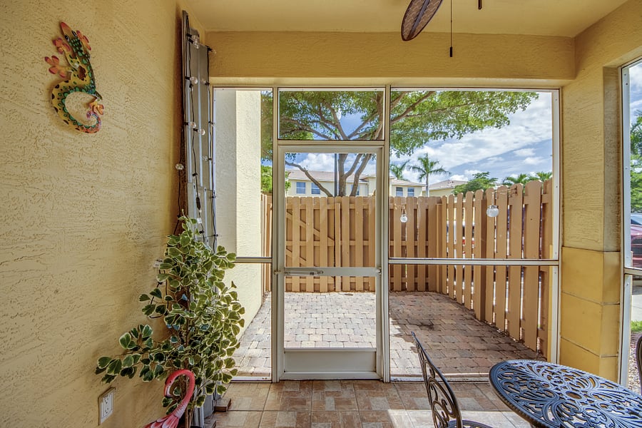Screened in Lanai