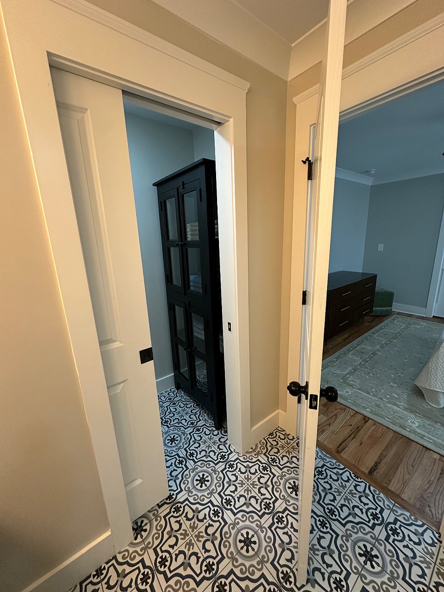 Furnished Finder property 871057_1 photo 24