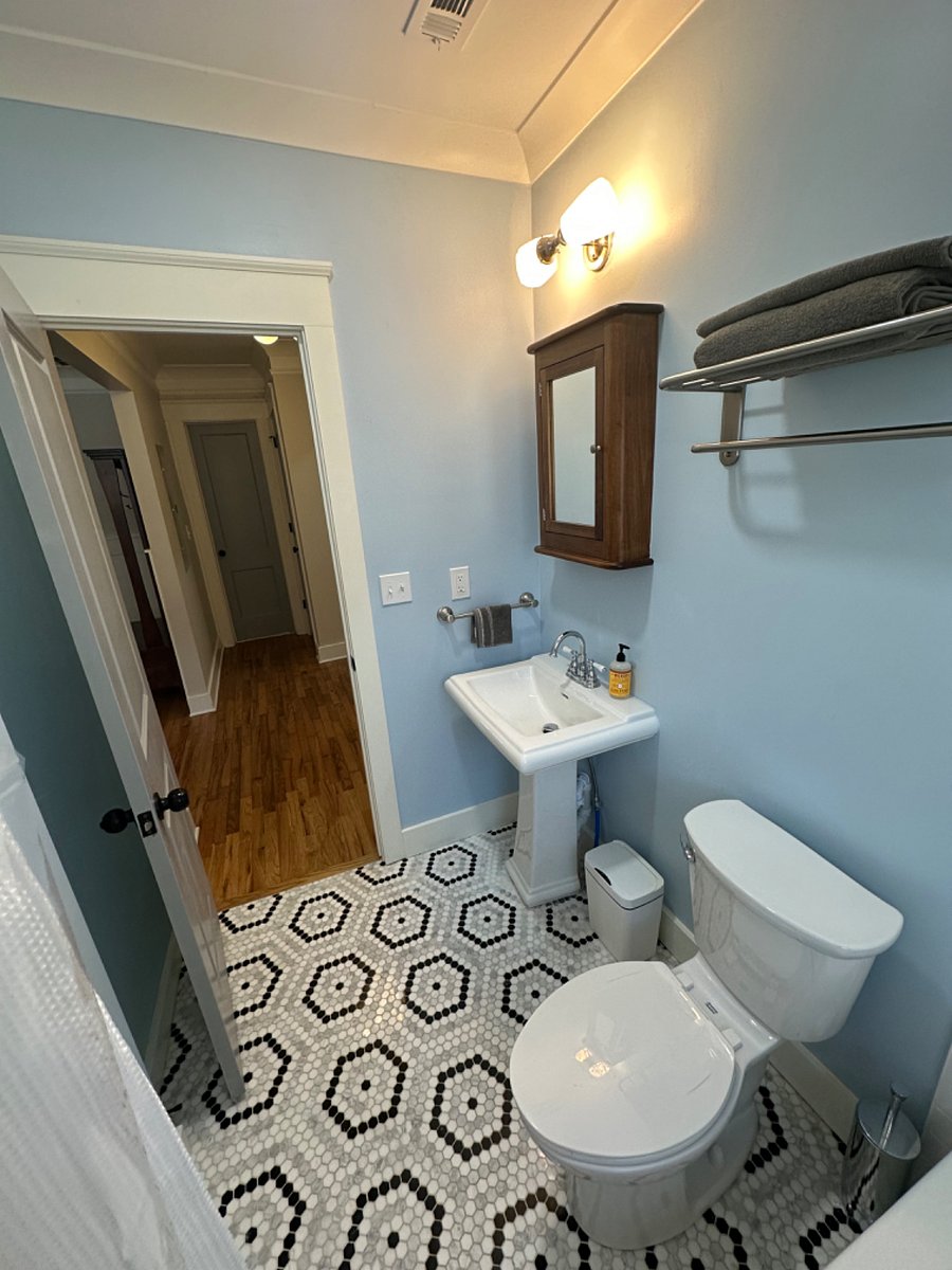 Furnished Finder property 871057_1 photo 28