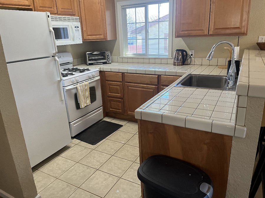 Furnished Finder property 871060_2 photo 8