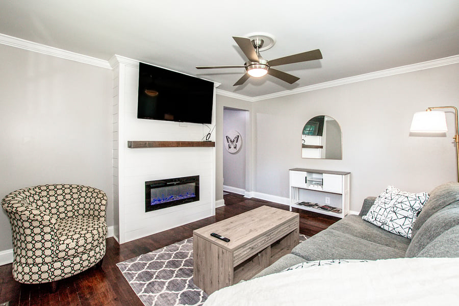  heat unit changes colors for a cozy atmosphere