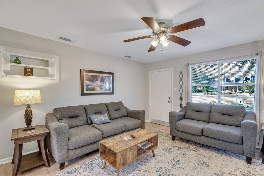 Relaxing family room