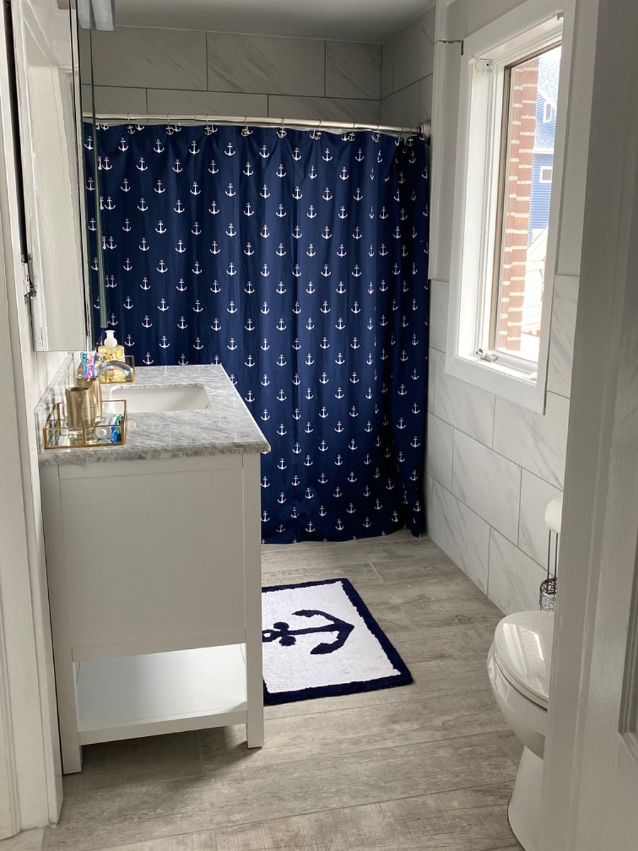 Primary bath that is Jack and Jill
