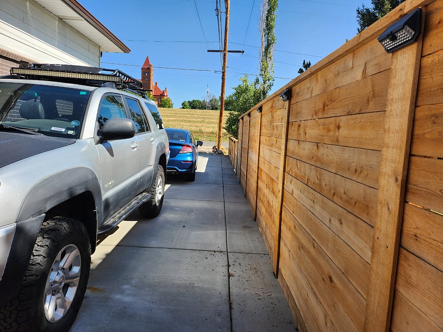 private drive accommodates 2 cars in tandem