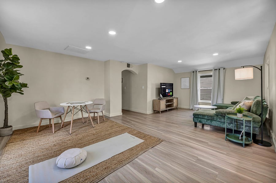 Furnished Finder property 871161_1 photo 5