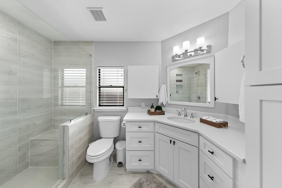 Modern bathroom with plenty storage.