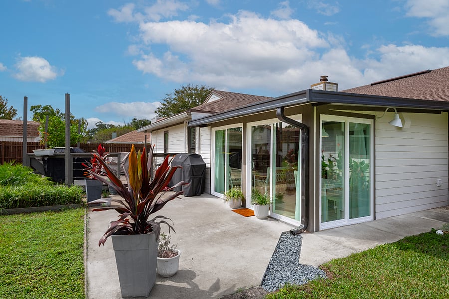 Unit 1 with own grill overlooking garden.