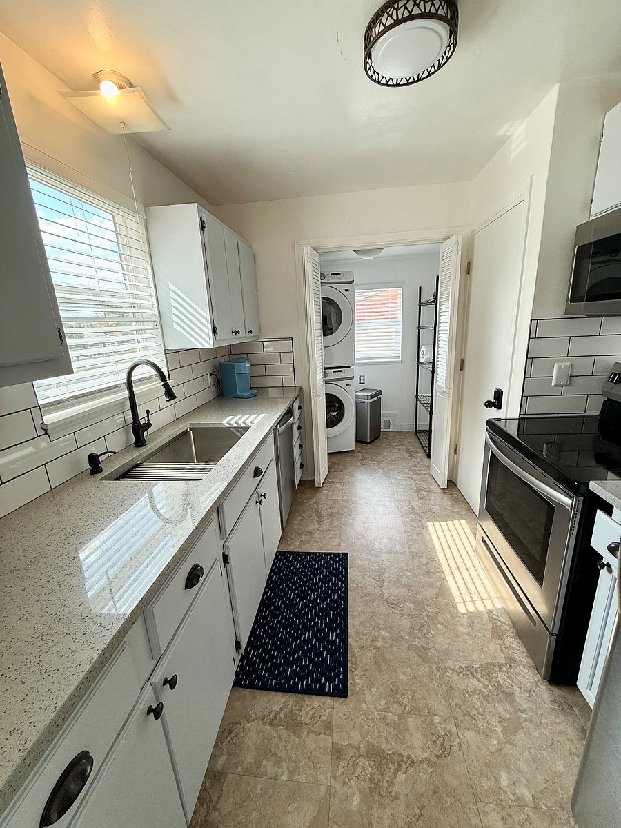 Furnished Finder property 871176_3 photo 11