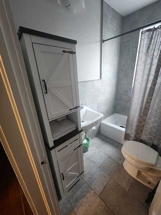 Furnished Finder property 871180_1 photo 9