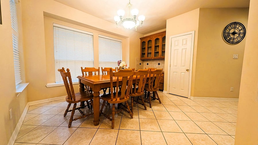 Furnished Finder property 871189_1 photo 3