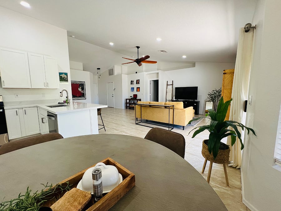 Furnished Finder property 871298_1 photo 3