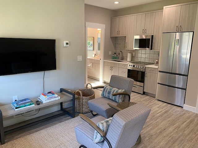 Furnished Finder property 871327_1 photo 2