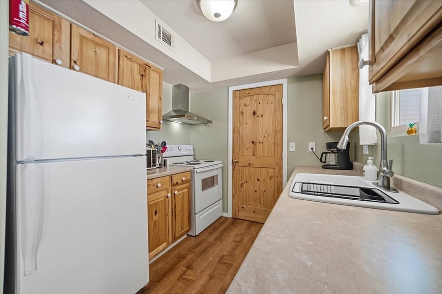 Furnished Finder property 871393_1 photo 35
