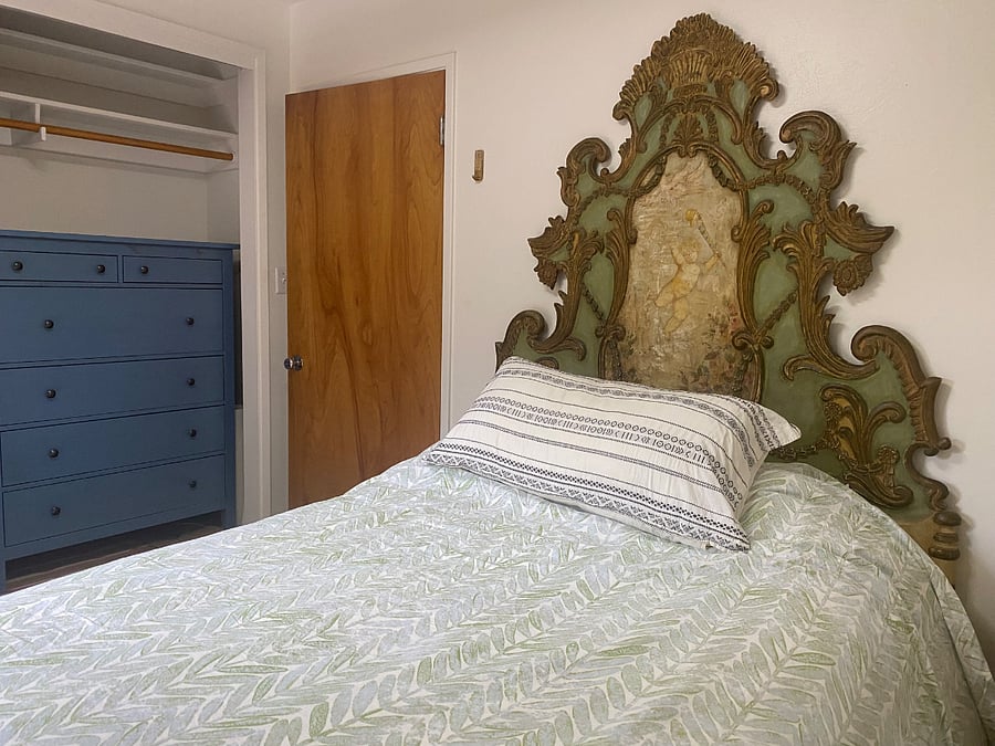 Back bedroom.