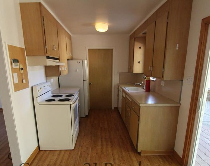 Kitchen, microwave to be added.