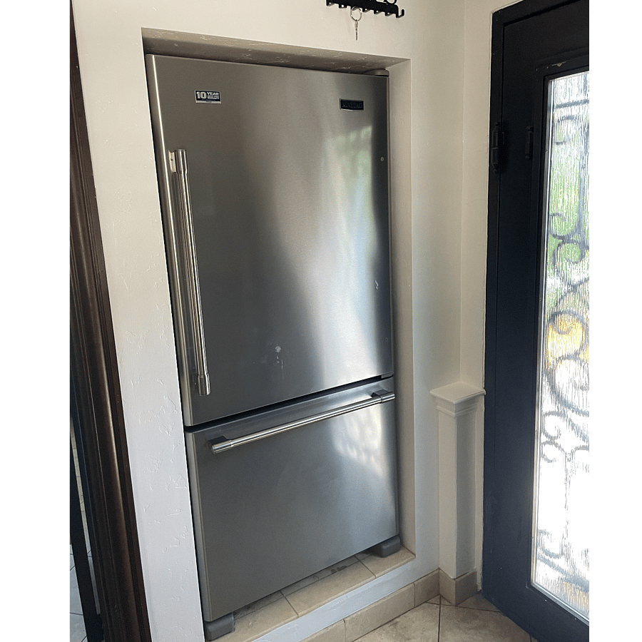 Full size regrigerator / freezer