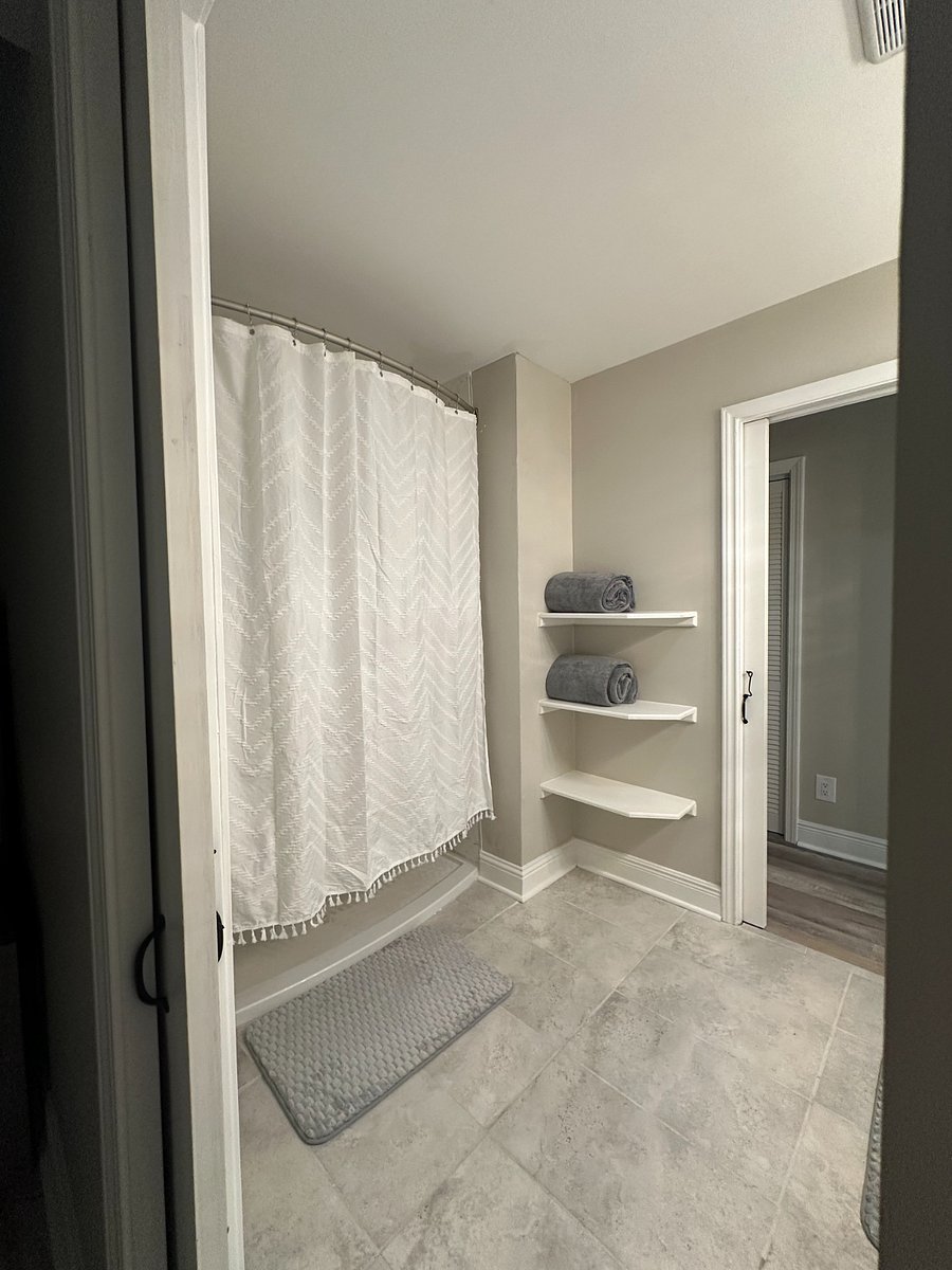Furnished Finder property 871454_1 photo 25