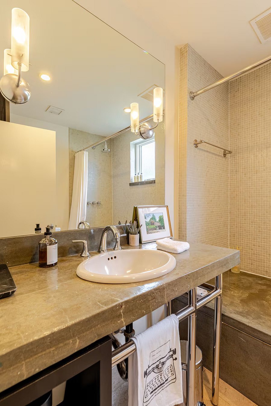 Furnished Finder property 871500_1 photo 23