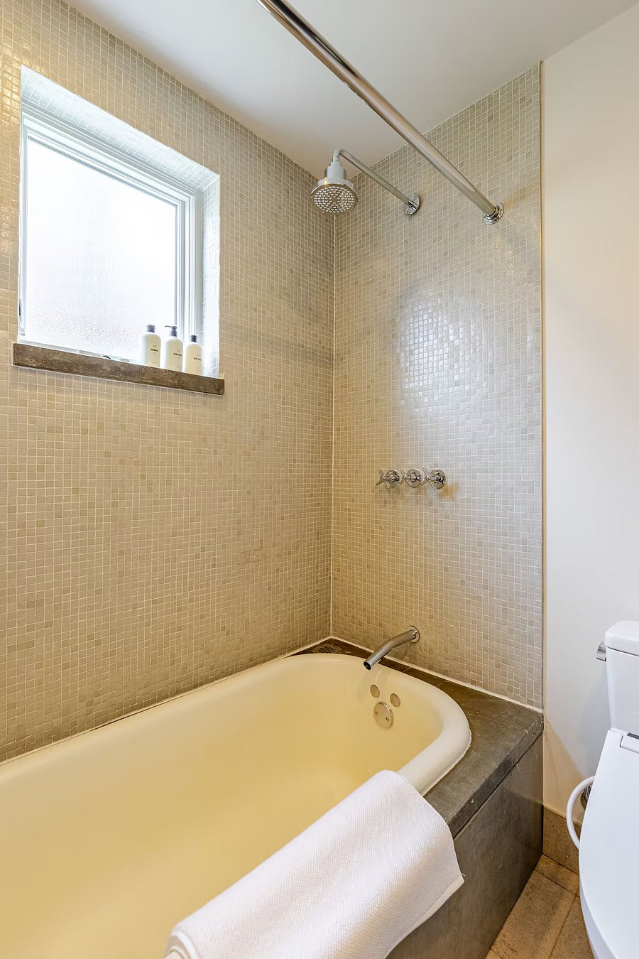 Furnished Finder property 871500_1 photo 24