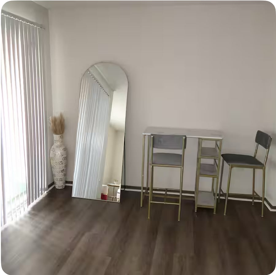 Dining Room Area