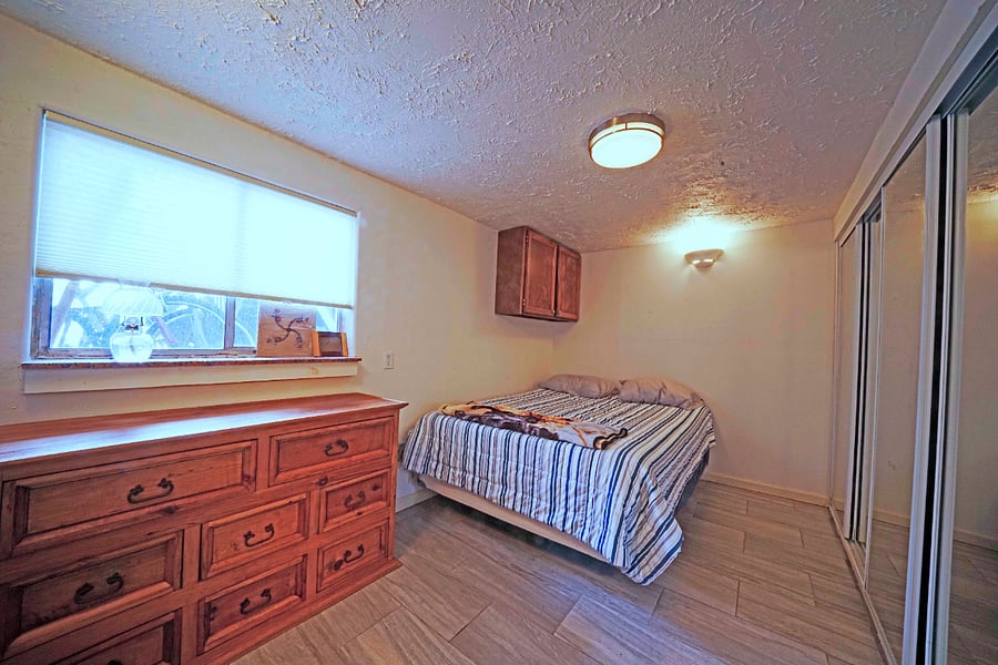 Spacious 2nd bed room