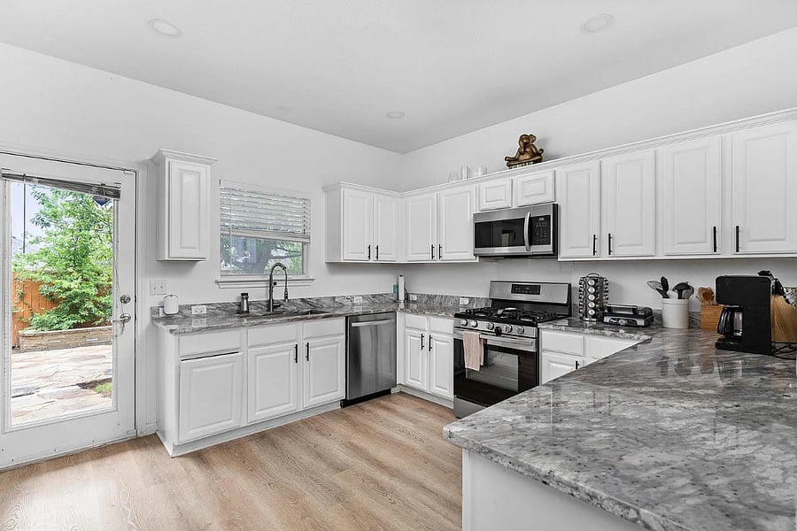Furnished Finder property 871539_1 photo 9