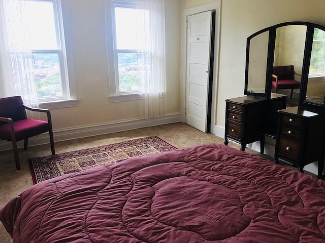 City-side bedroom..room for yoga