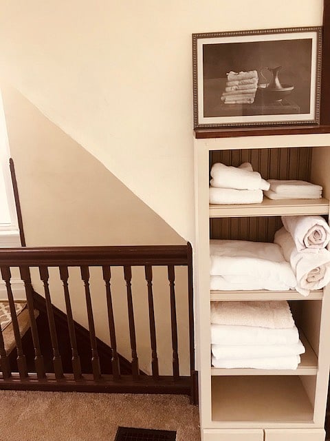 Stairway and towel cabinet
