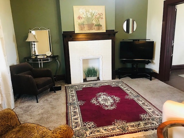 Living room.. Fire TV.. reading corner
