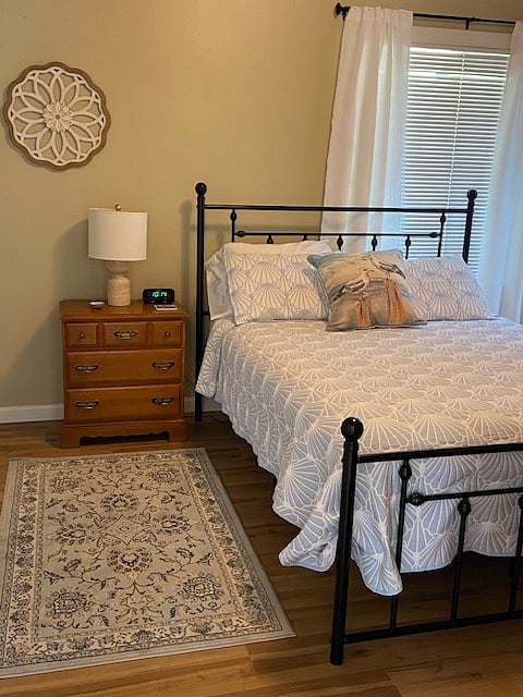 Queen Bed