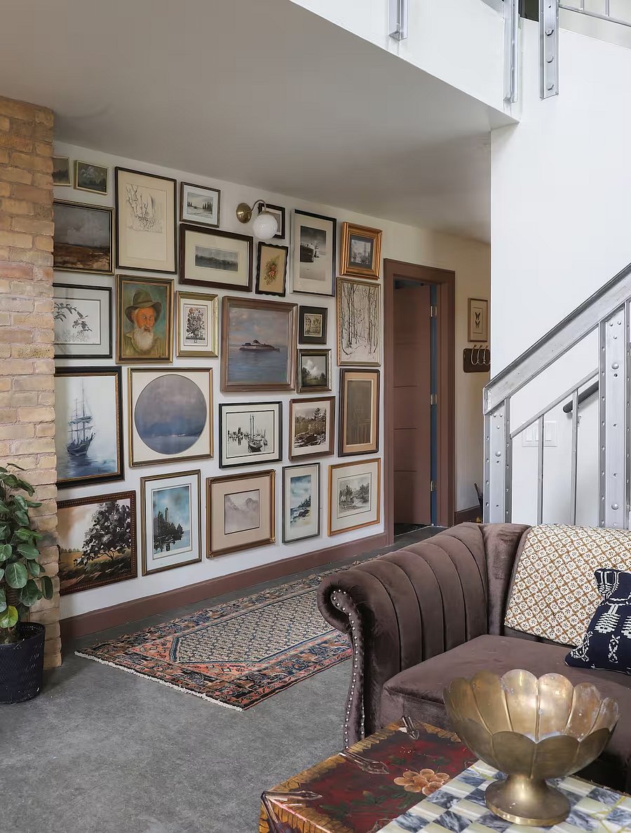 Living Room & Staircase