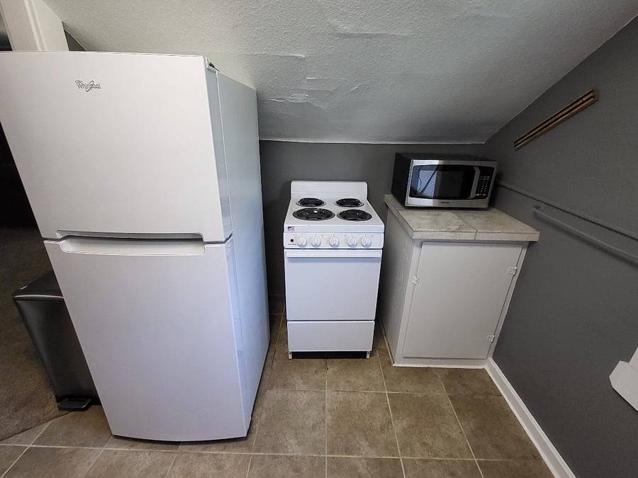 Full Size Refrigerator, Stove and Microwave