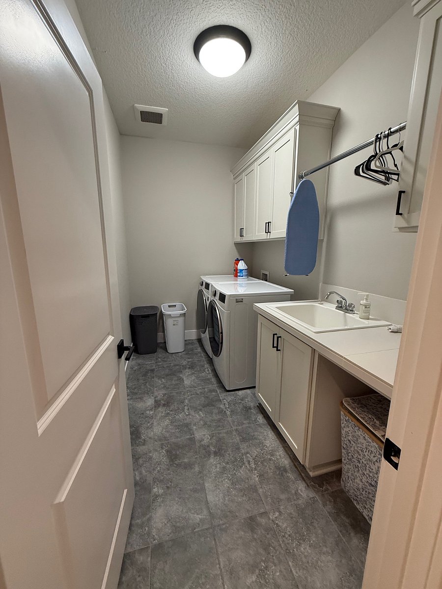 Furnished Finder property 871663_1 photo 28